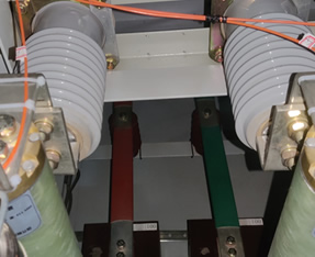 發電機斷路器櫃熒光光纖測溫解決方案